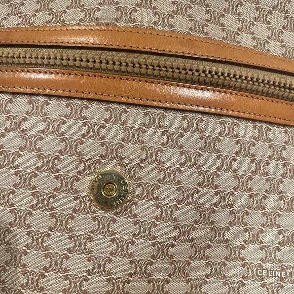 Celine Vtg macadam triomphe fold over clutch - Picture 11 of 16